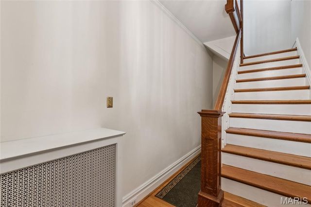 4916 Berthold Avenue, St Louis, MO 63110