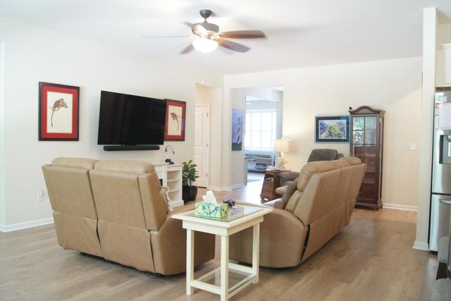 44 Porch Ln., Pawleys Island, SC 29585