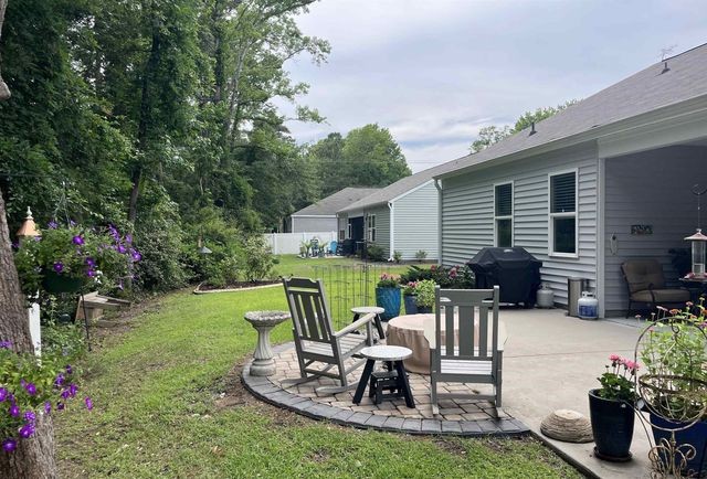 44 Porch Ln., Pawleys Island, SC 29585