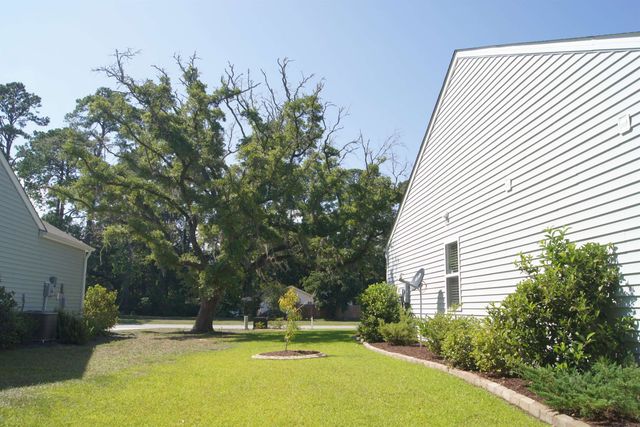 44 Porch Ln., Pawleys Island, SC 29585