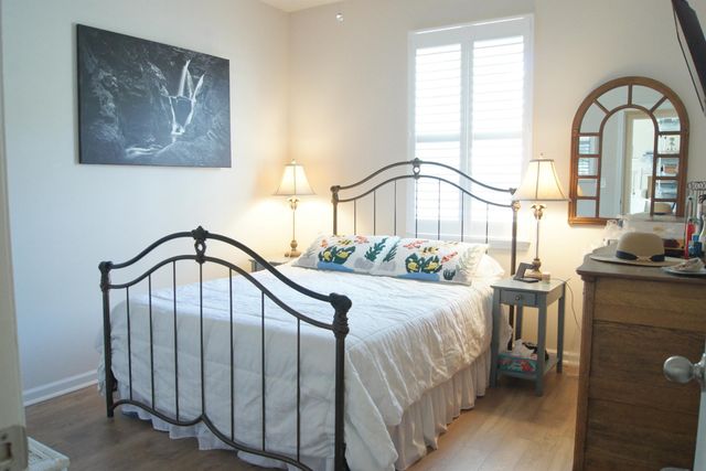 44 Porch Ln., Pawleys Island, SC 29585