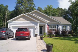 44 Porch Ln., Pawleys Island, SC 29585