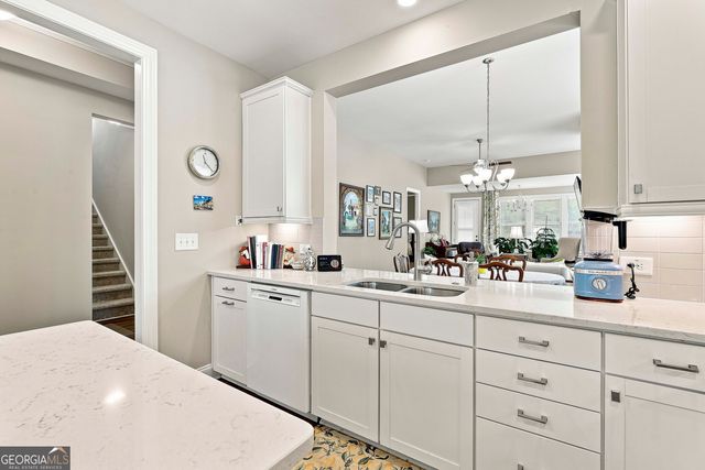 200 Sweetbay Court, Peachtree City, GA 30269