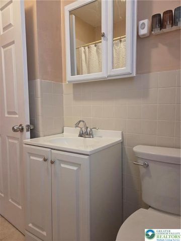 1015 South 7th Street 1, Allentown City, PA 18103