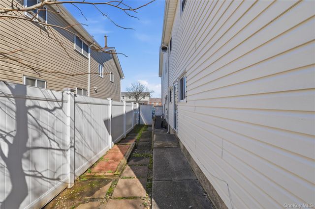478 Leverett Avenue, Staten Island, NY 10308