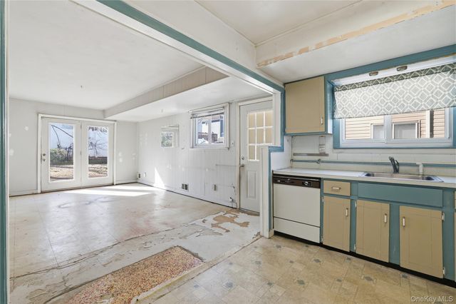 478 Leverett Avenue, Staten Island, NY 10308