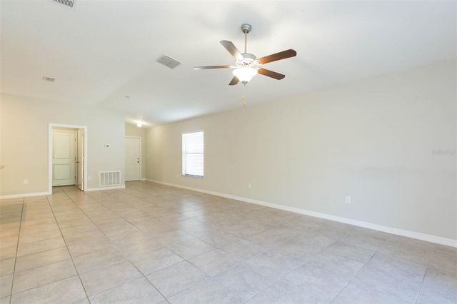 10040 CARLOWAY HILLS DRIVE 10040, Wimauma, FL 33598