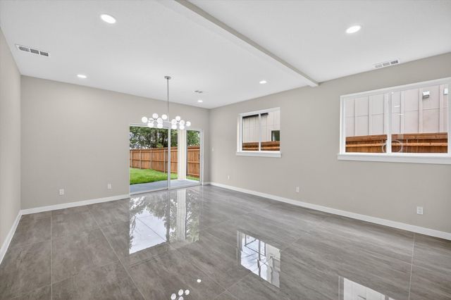 109 Rolston Road, Irving, TX 75060