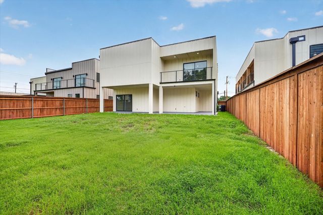 109 Rolston Road, Irving, TX 75060