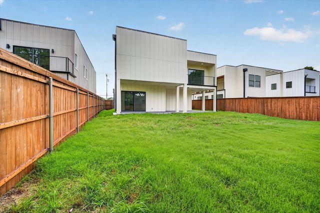 109 Rolston Road, Irving, TX 75060
