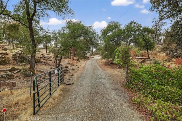 49 Berwick Lane, Oroville, CA 95966