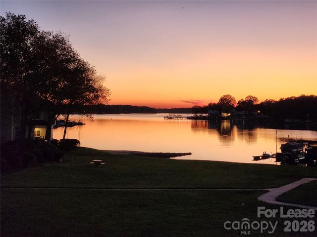 18701 Nautical Drive 203, Cornelius, NC 28031