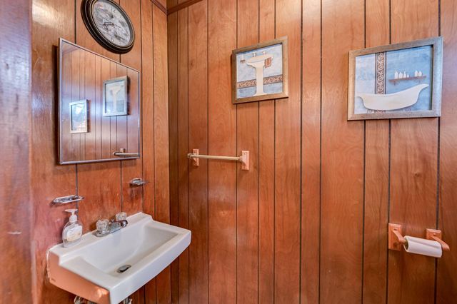 2905 Greenwood Highway, Bradley, SC 29819