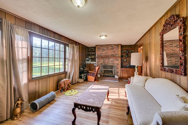 2905 Greenwood Highway, Bradley, SC 29819