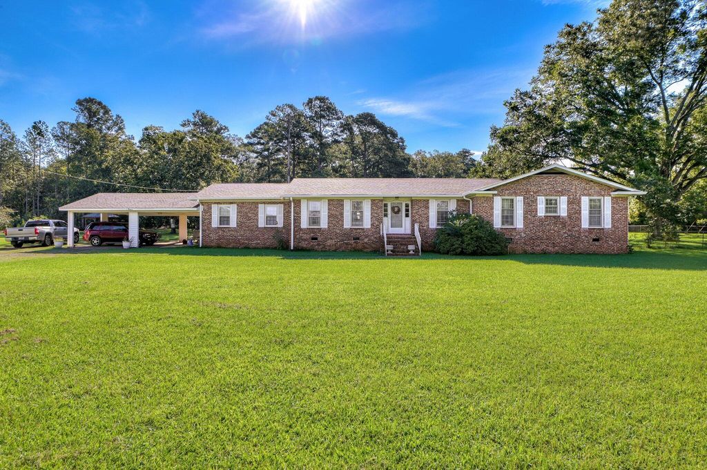 2905 Greenwood Highway, Bradley, SC 29819