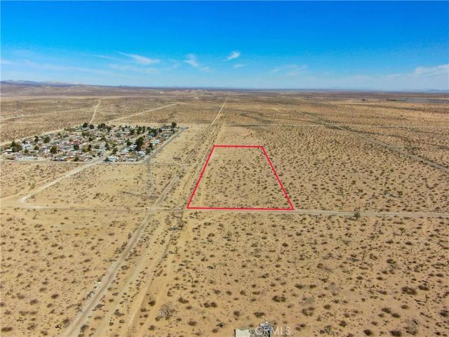 0 Raccoon, Adelanto, CA 92301