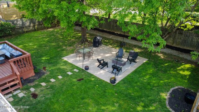 4306 Holly Tree Dr, Louisville, KY 40241