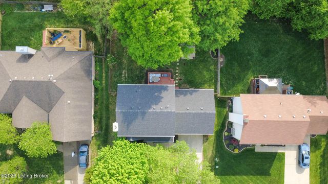 4306 Holly Tree Dr, Louisville, KY 40241