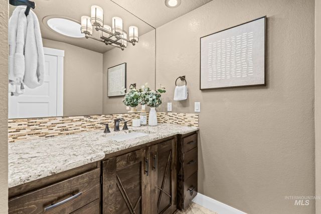 2013 S Coloma Way, Boise, ID 83712