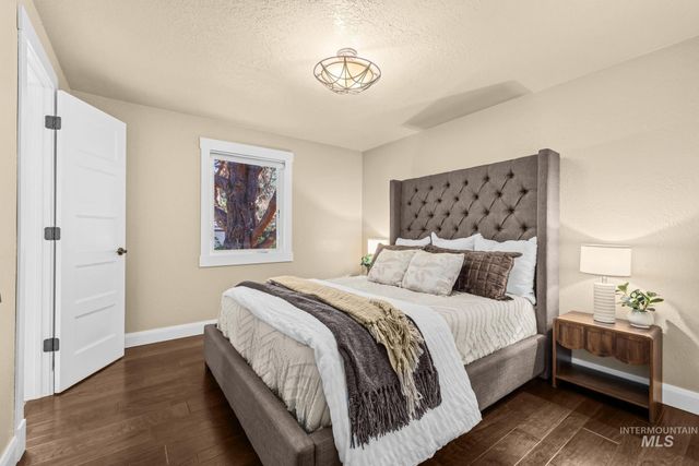 2013 S Coloma Way, Boise, ID 83712