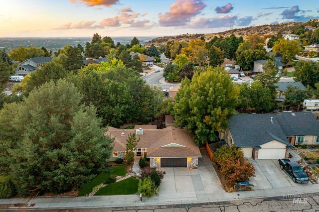 2013 S Coloma Way, Boise, ID 83712