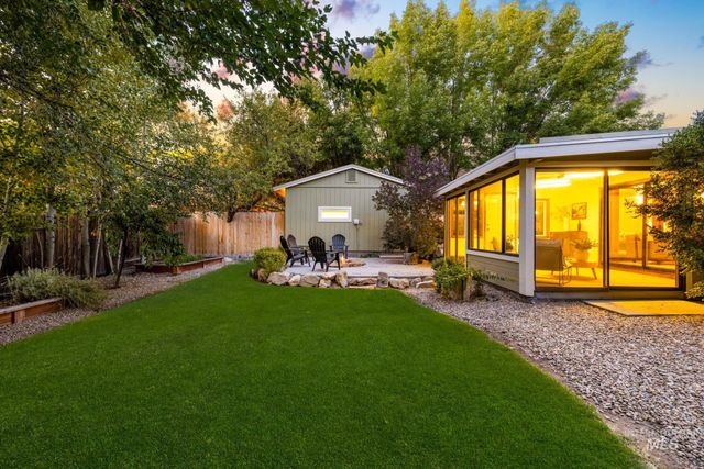 2013 S Coloma Way, Boise, ID 83712