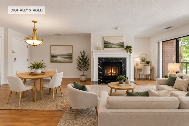 666 Main Street 217, Winchester, MA 01890