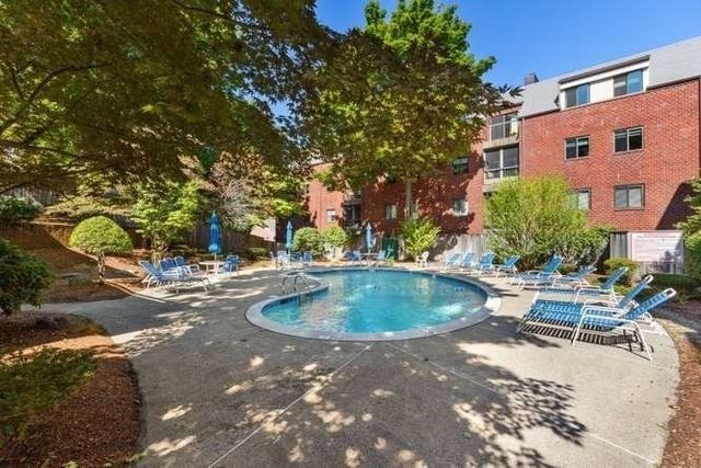 666 Main Street 217, Winchester, MA 01890
