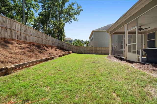 225 Gallant Fox Way, Acworth, GA 30102