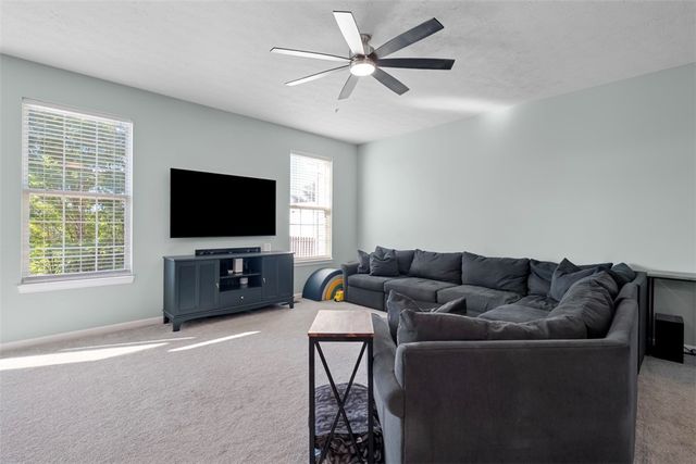 2284 Flint Drive, South Strabane, PA 15301