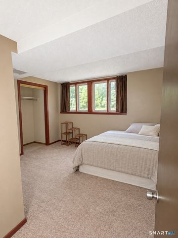 548 Bolton Road, Vernon, CT 06066