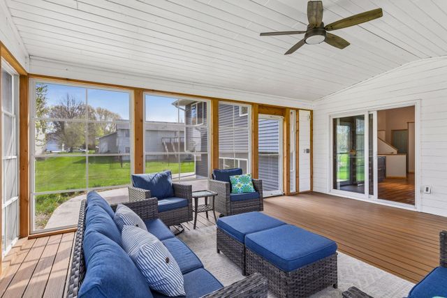 1274 Parkside Lane, Waconia, MN 55387