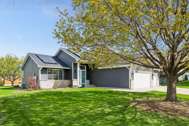 1274 Parkside Lane, Waconia, MN 55387