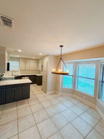 5720 Sterling Green Trail, Arlington, TX 76017