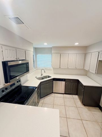 5720 Sterling Green Trail, Arlington, TX 76017