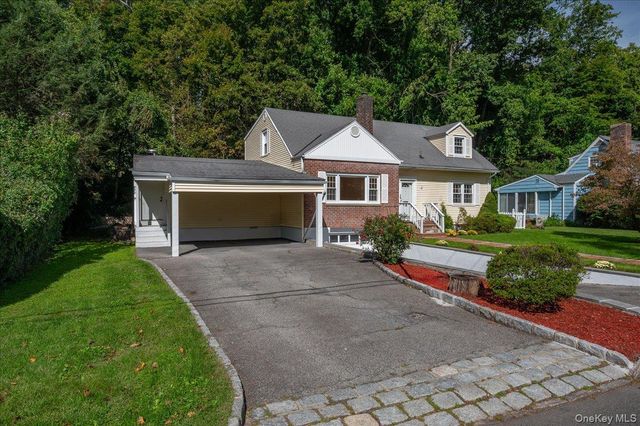 32 Dogwood Drive, Scarsdale, NY 10583