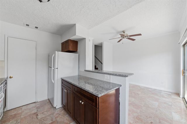 7700 Creekbend Drive 70, Houston, TX 77071
