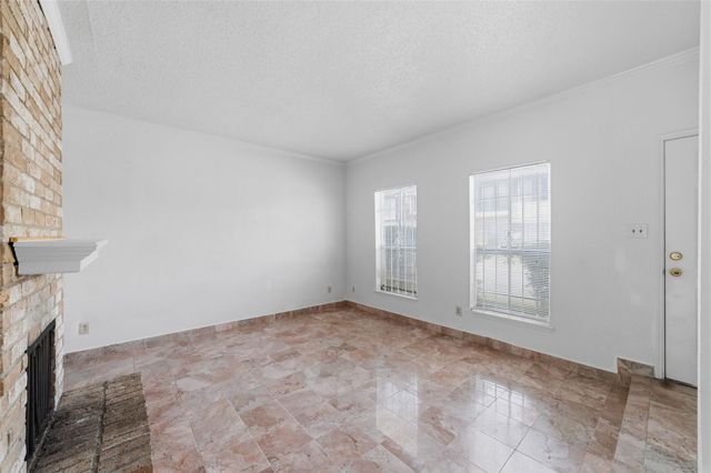 7700 Creekbend Drive 70, Houston, TX 77071