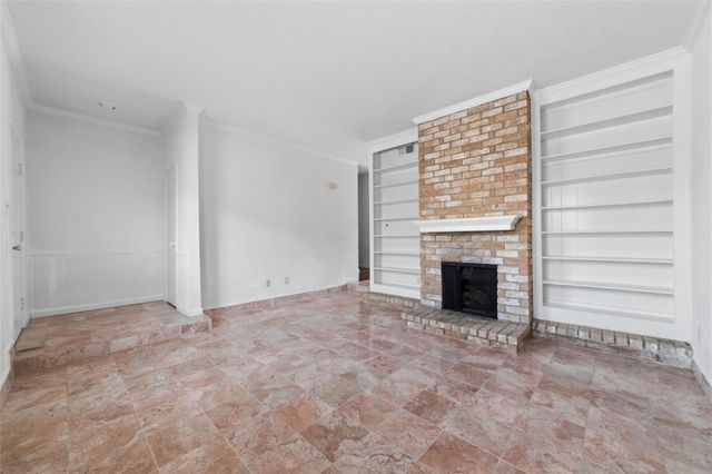 7700 Creekbend Drive 70, Houston, TX 77071