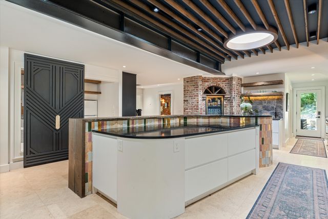 1780 Tyne Blvd, Nashville, TN 37215