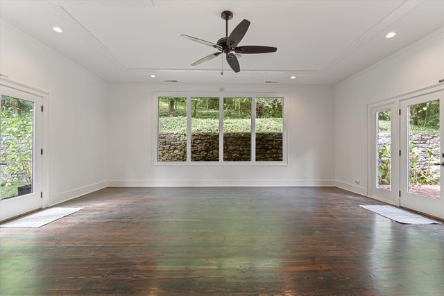 1780 Tyne Blvd, Nashville, TN 37215