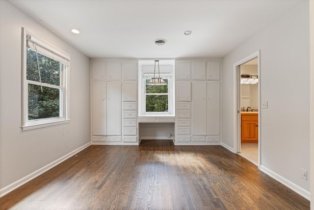 1780 Tyne Blvd, Nashville, TN 37215