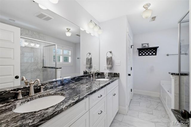 333 Par Lane, Kirkwood, MO 63122