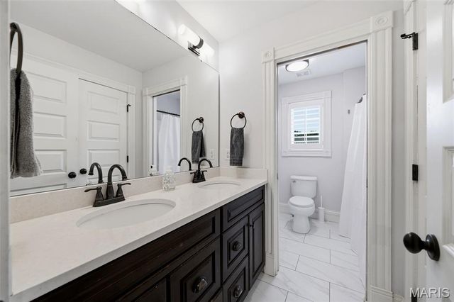 333 Par Lane, Kirkwood, MO 63122