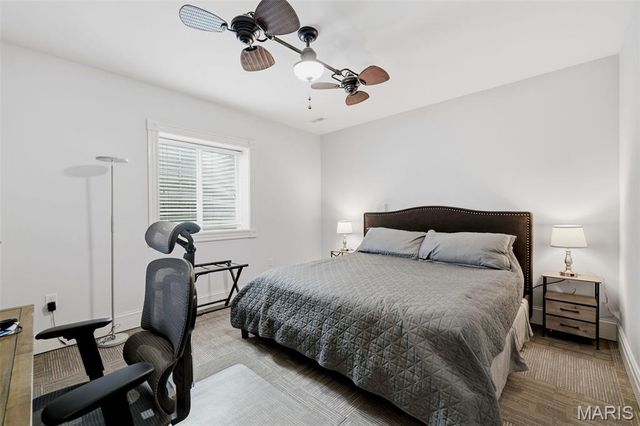 333 Par Lane, Kirkwood, MO 63122