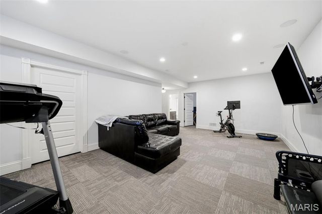 333 Par Lane, Kirkwood, MO 63122