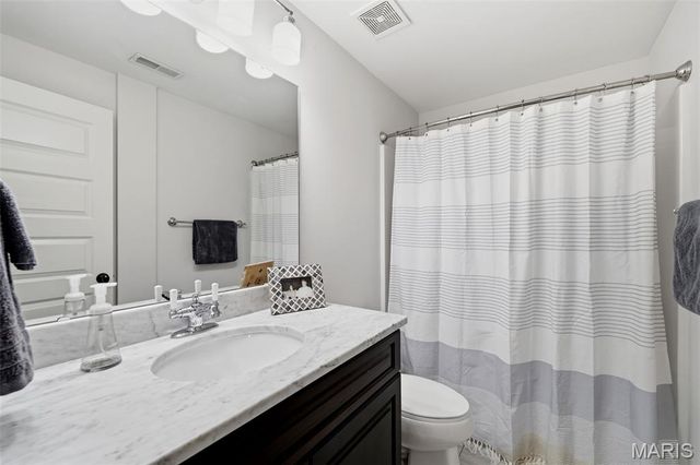 333 Par Lane, Kirkwood, MO 63122