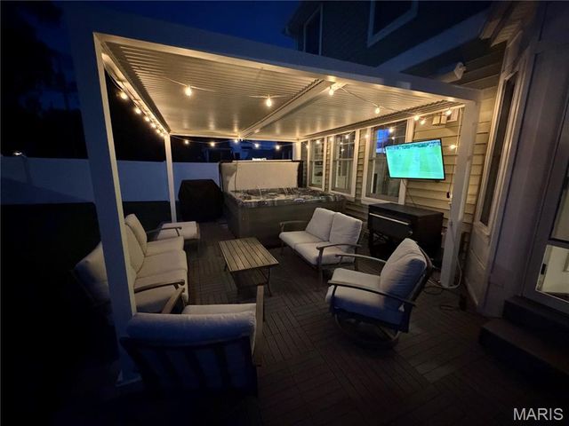 333 Par Lane, Kirkwood, MO 63122