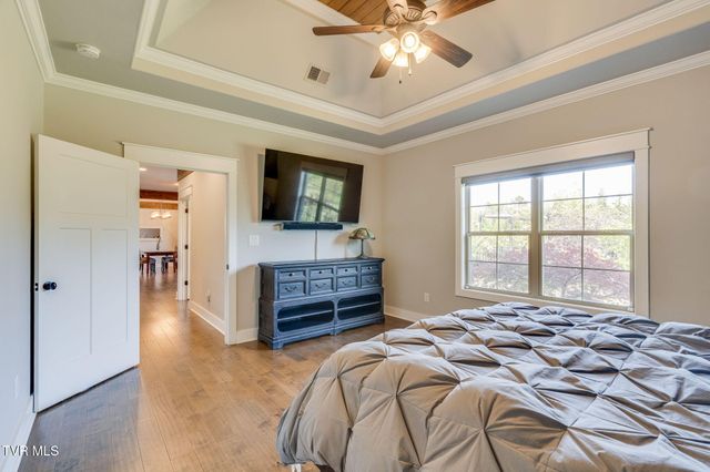 5144 Hester Court, Piney Flats, TN 37686