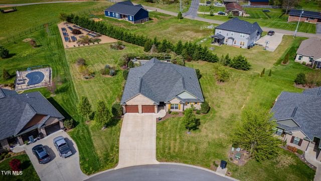 5144 Hester Court, Piney Flats, TN 37686